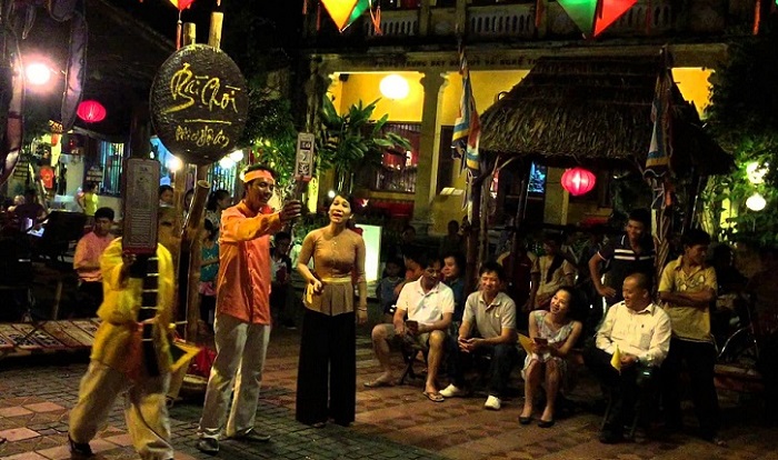 things to do in Hoi An at night